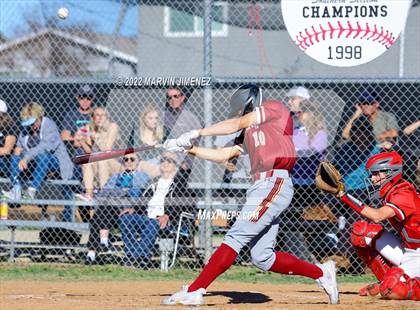 Thumbnail 1 in Oaks Christian vs Grce Brethren photogallery.