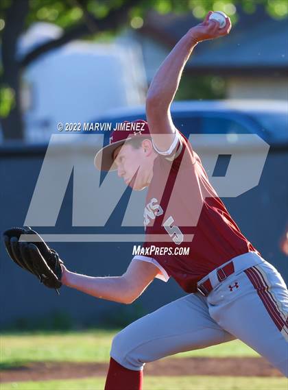 Thumbnail 2 in Oaks Christian vs Grce Brethren photogallery.