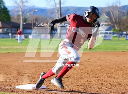 Thumbnail 3 in Oaks Christian vs Grce Brethren photogallery.