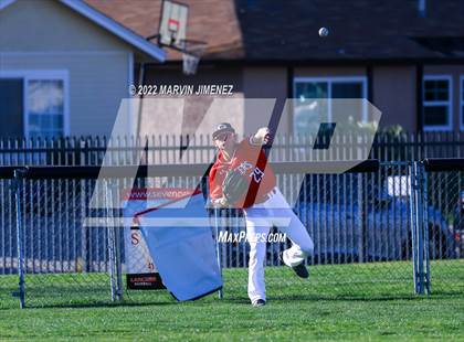 Thumbnail 3 in Oaks Christian vs Grce Brethren photogallery.