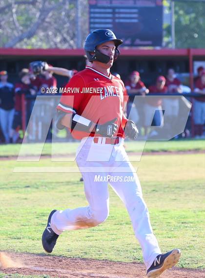 Thumbnail 2 in Oaks Christian vs Grce Brethren photogallery.