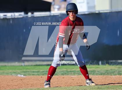 Thumbnail 2 in Oaks Christian vs Grce Brethren photogallery.