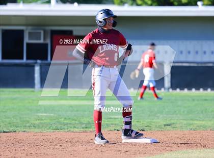 Thumbnail 1 in Oaks Christian vs Grce Brethren photogallery.