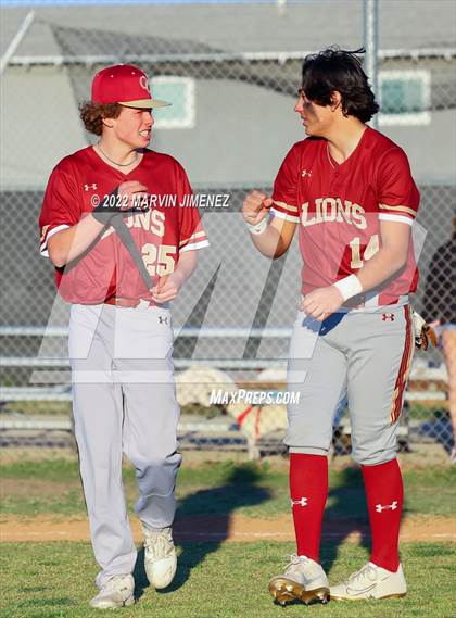 Thumbnail 1 in Oaks Christian vs Grce Brethren photogallery.