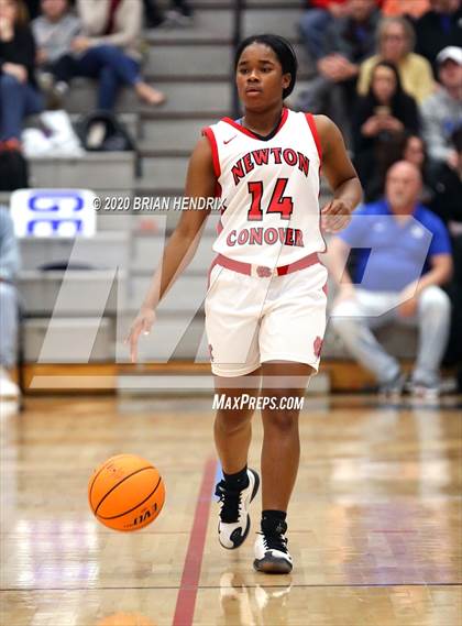 Thumbnail 3 in Newton-Conover vs. Maiden (South Fork 2A Conference Tournament Final) photogallery.