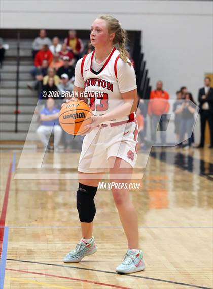 Thumbnail 1 in Newton-Conover vs. Maiden (South Fork 2A Conference Tournament Final) photogallery.