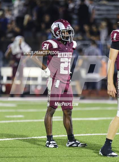 Thumbnail 3 in Sumner @ Riverview Sarasota (FHSAA 7A Regional) photogallery.