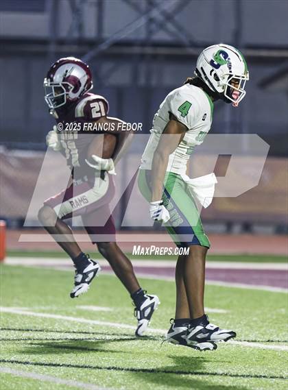 Thumbnail 2 in Sumner @ Riverview Sarasota (FHSAA 7A Regional) photogallery.