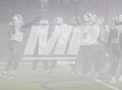 Thumbnail 2 in Sumner @ Riverview Sarasota (FHSAA 7A Regional) photogallery.