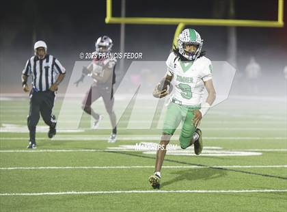 Thumbnail 3 in Sumner @ Riverview Sarasota (FHSAA 7A Regional) photogallery.