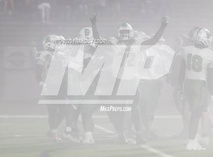 Thumbnail 3 in Sumner @ Riverview Sarasota (FHSAA 7A Regional) photogallery.