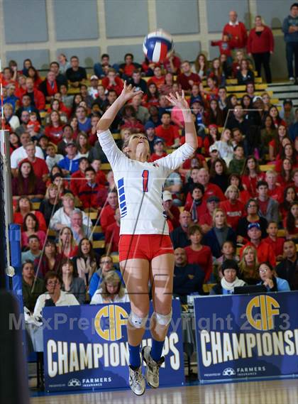 Thumbnail 3 in Granite Bay vs. Los Alamitos (CIF State D1 Final) photogallery.