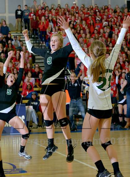 Thumbnail 3 in Granite Bay vs. Los Alamitos (CIF State D1 Final) photogallery.