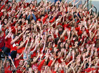 Thumbnail 1 in Granite Bay vs. Los Alamitos (CIF State D1 Final) photogallery.