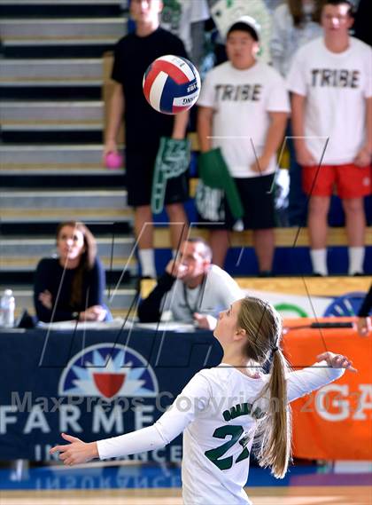 Thumbnail 2 in Granite Bay vs. Los Alamitos (CIF State D1 Final) photogallery.