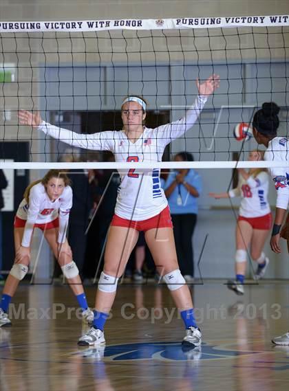 Thumbnail 3 in Granite Bay vs. Los Alamitos (CIF State D1 Final) photogallery.