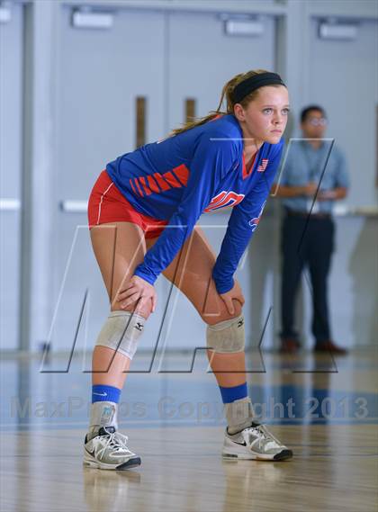 Thumbnail 3 in Granite Bay vs. Los Alamitos (CIF State D1 Final) photogallery.