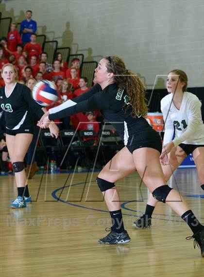 Thumbnail 2 in Granite Bay vs. Los Alamitos (CIF State D1 Final) photogallery.