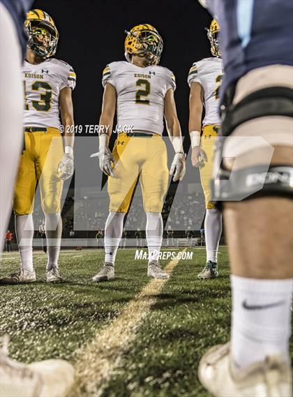 Thumbnail 3 in Corona del Mar vs. Edison photogallery.