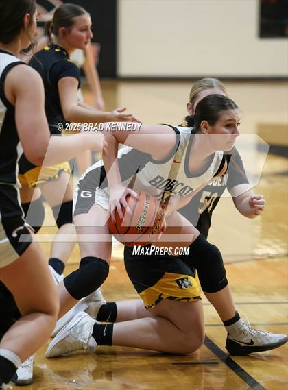 Thumbnail 1 in Gary Vs Woden (Bobcat Classic) photogallery.