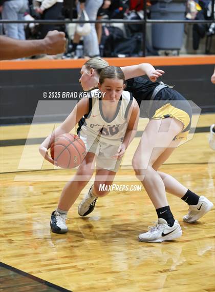 Thumbnail 1 in Gary Vs Woden (Bobcat Classic) photogallery.