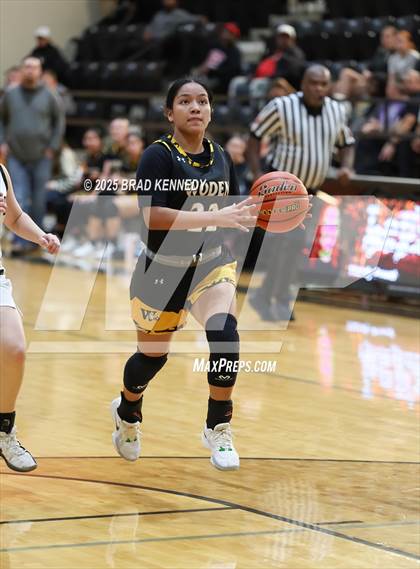 Thumbnail 2 in Gary Vs Woden (Bobcat Classic) photogallery.