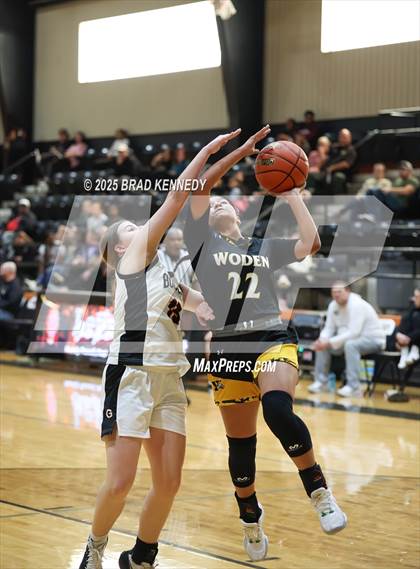 Thumbnail 3 in Gary Vs Woden (Bobcat Classic) photogallery.