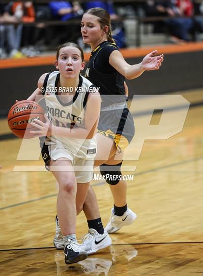 Thumbnail 1 in Gary Vs Woden (Bobcat Classic) photogallery.