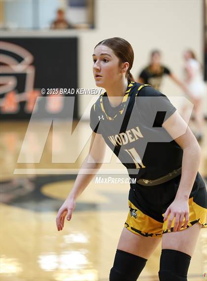 Thumbnail 1 in Gary Vs Woden (Bobcat Classic) photogallery.