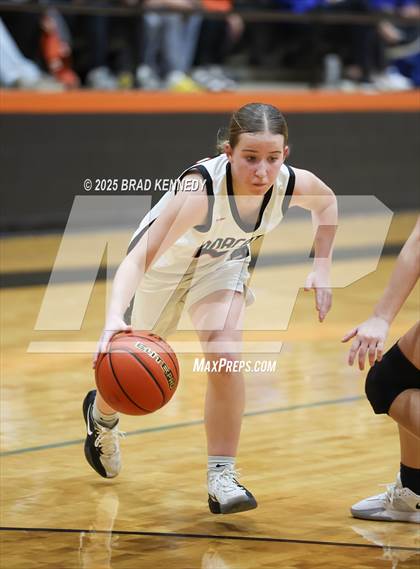 Thumbnail 3 in Gary Vs Woden (Bobcat Classic) photogallery.