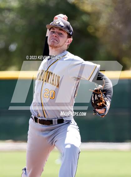 Thumbnail 2 in Green Mountain vs. Pocatello (Coach Bob National Invitational) photogallery.