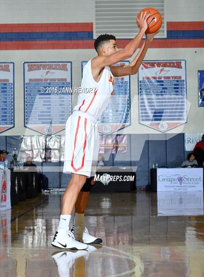 Thumbnail 2 in Crossroads vs. Cathedral Catholic (Tarkanian Classic) photogallery.