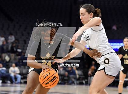 Thumbnail 2 in Bishop Montgomery vs. Bishop O'Dowd (CIF State D1 Final) photogallery.