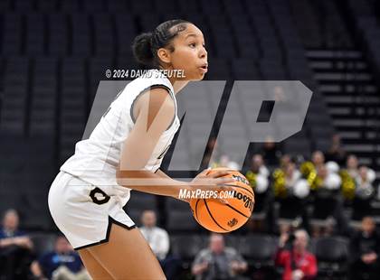 Thumbnail 1 in Bishop Montgomery vs. Bishop O'Dowd (CIF State D1 Final) photogallery.