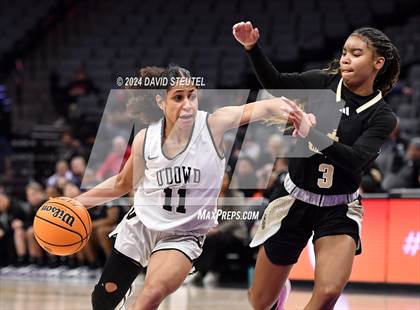 Thumbnail 1 in Bishop Montgomery vs. Bishop O'Dowd (CIF State D1 Final) photogallery.