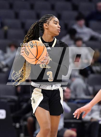 Thumbnail 2 in Bishop Montgomery vs. Bishop O'Dowd (CIF State D1 Final) photogallery.