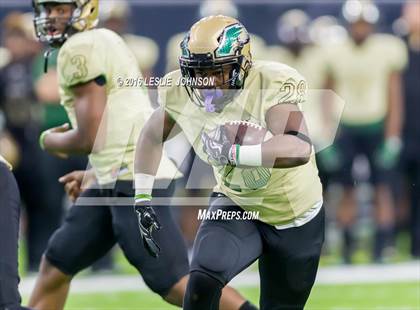 Thumbnail 3 in Klein Collins vs. DeSoto (UIL 6A Division II Semifinal) photogallery.