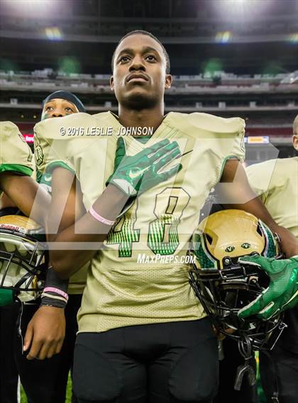 Thumbnail 3 in Klein Collins vs. DeSoto (UIL 6A Division II Semifinal) photogallery.