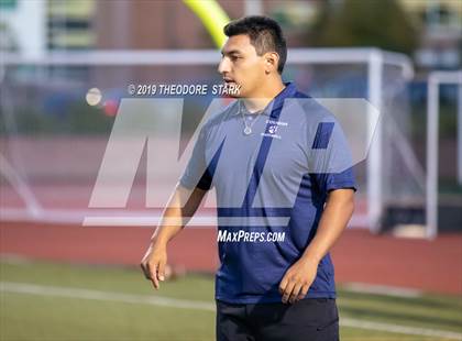Thumbnail 1 in Arapahoe @ Cherokee Trail photogallery.