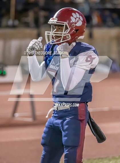 Thumbnail 1 in Arapahoe @ Cherokee Trail photogallery.