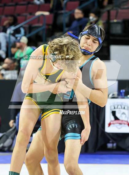 Thumbnail 1 in CIF State Championships (Boy's 3rd Round) photogallery.