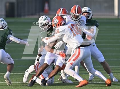 Thumbnail 3 in Bridgeland vs. Waxahachie (UIL 6A D1 Football Regional Playoff) photogallery.