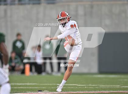 Thumbnail 2 in Bridgeland vs. Waxahachie (UIL 6A D1 Football Regional Playoff) photogallery.