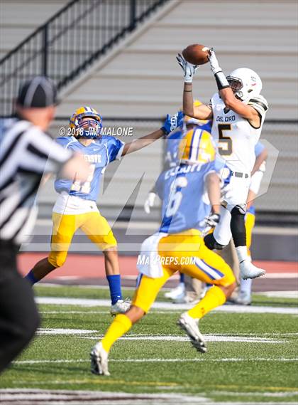 Thumbnail 2 in Del Oro vs. Oak Grove photogallery.