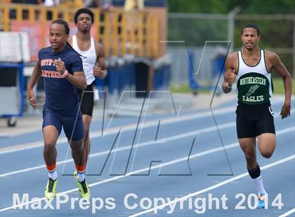 Thumbnail 2 in NCHSAA 2A Track & Field Men Championships photogallery.