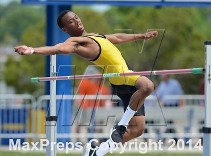 Thumbnail 1 in NCHSAA 2A Track & Field Men Championships photogallery.