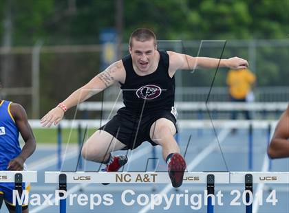 Thumbnail 1 in NCHSAA 2A Track & Field Men Championships photogallery.