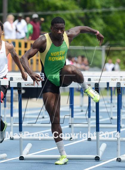 Thumbnail 1 in NCHSAA 2A Track & Field Men Championships photogallery.