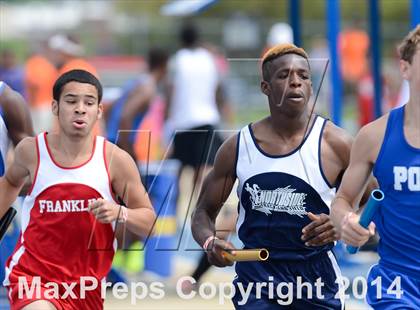 Thumbnail 1 in NCHSAA 2A Track & Field Men Championships photogallery.