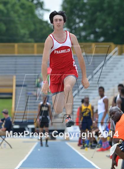 Thumbnail 3 in NCHSAA 2A Track & Field Men Championships photogallery.